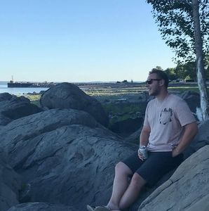 Meet your Posher, Charles-éric